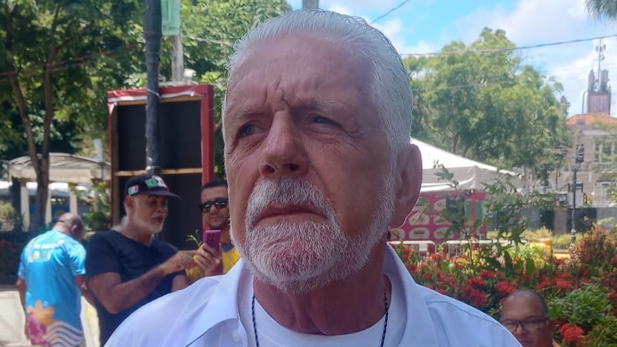 Wagner assume que atuou pessoalmente como fiador da permanência de Jerônimo na cabeça da chapa