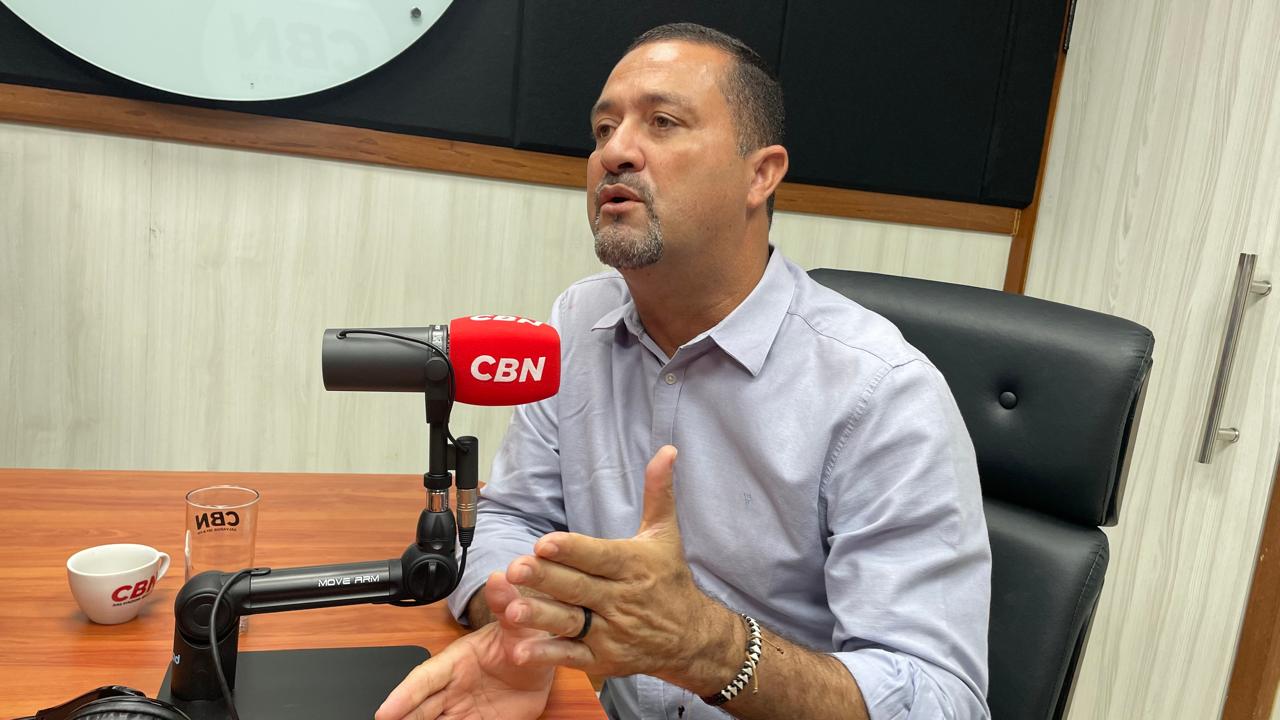 Ausência de deputados expõe desgaste na Alba e Osni cobra presença da base: 'Não tem sentido não ter quórum'