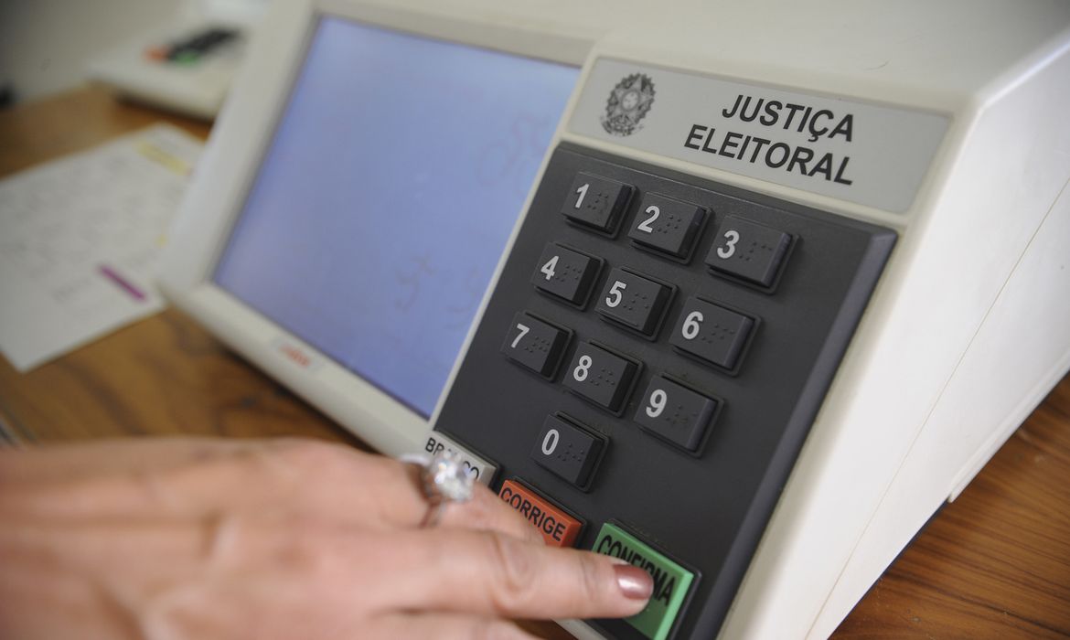Quaest: ACM Neto tem 39% e Jerônimo 37%; Rui 23% e Wagner 17%; Lula 50% e Flávio 17% na Bahia